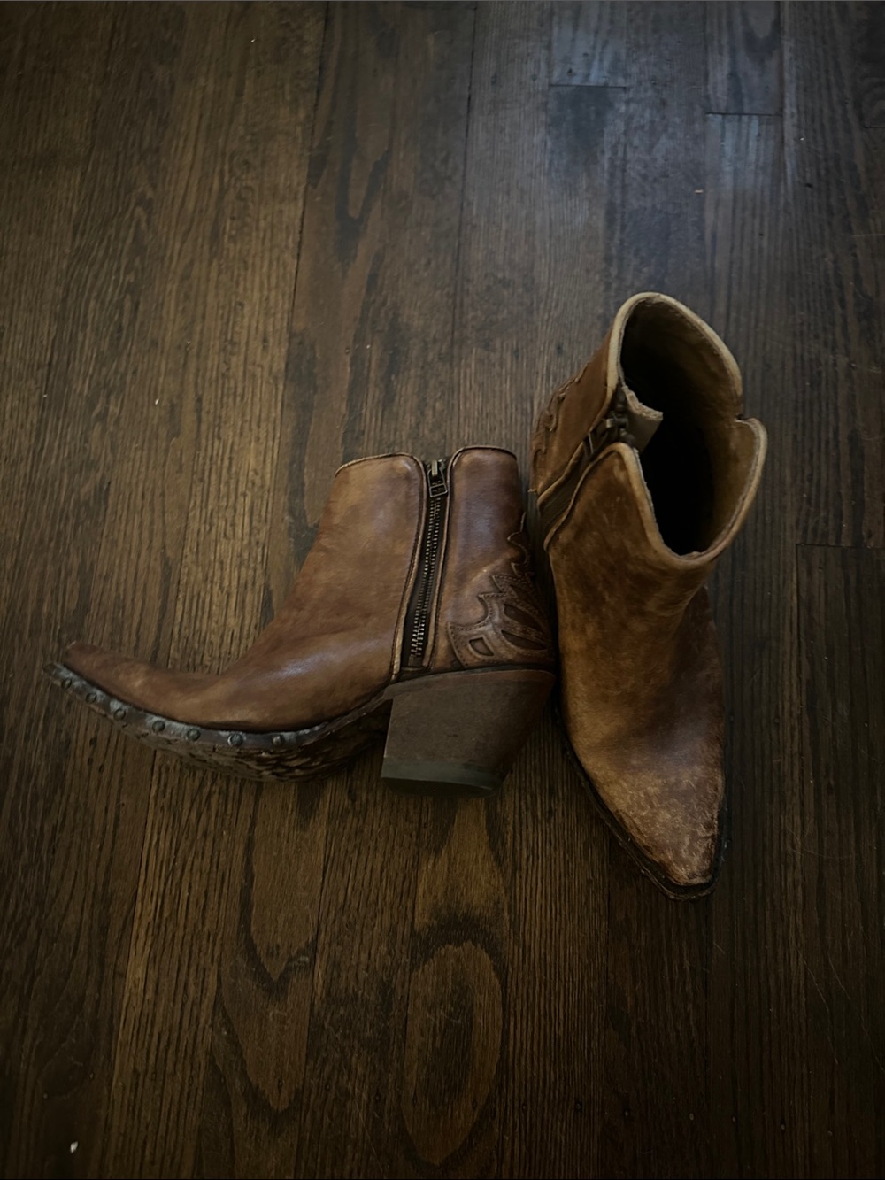 Ariat Ankle Boots - Picture 1 of 5